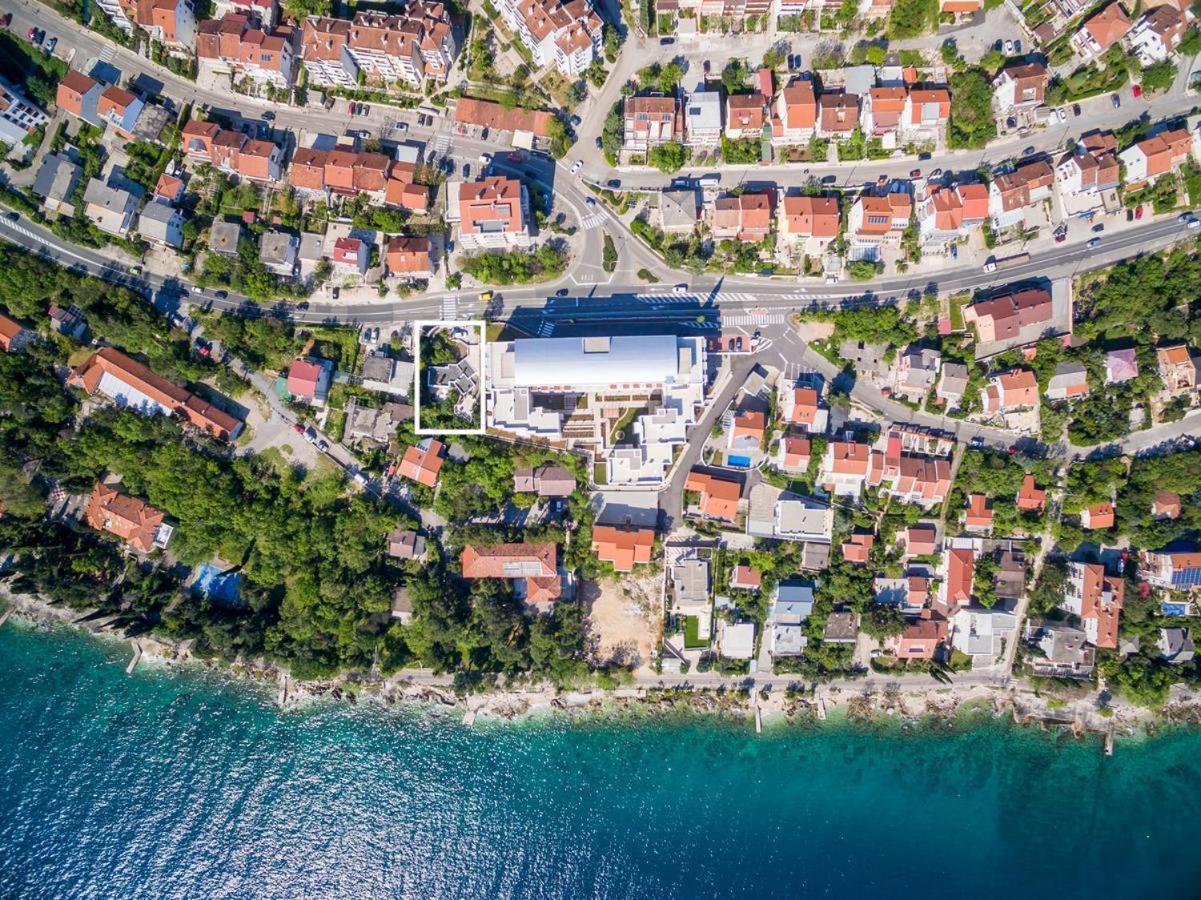 La Villa - Beach House & Rooms Crikvenica Bagian luar foto