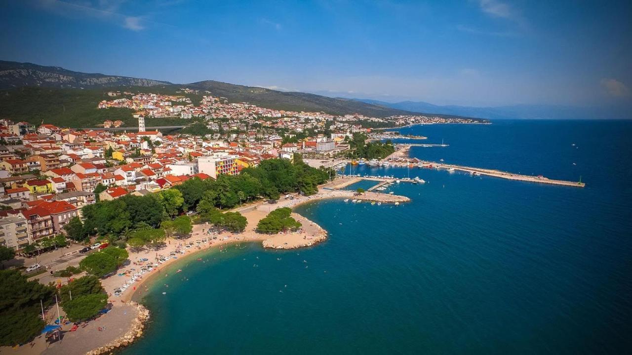 La Villa - Beach House & Rooms Crikvenica Bagian luar foto