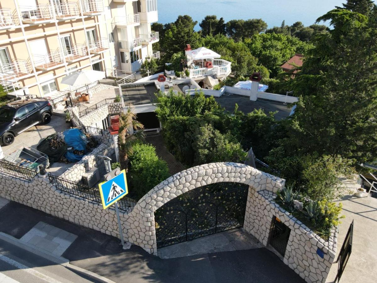 La Villa - Beach House & Rooms Crikvenica Bagian luar foto