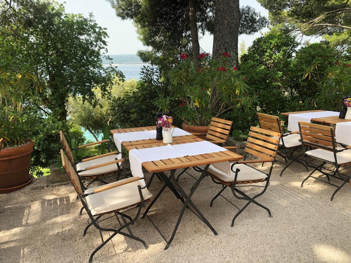 La Villa - Beach House & Rooms Crikvenica Bagian luar foto