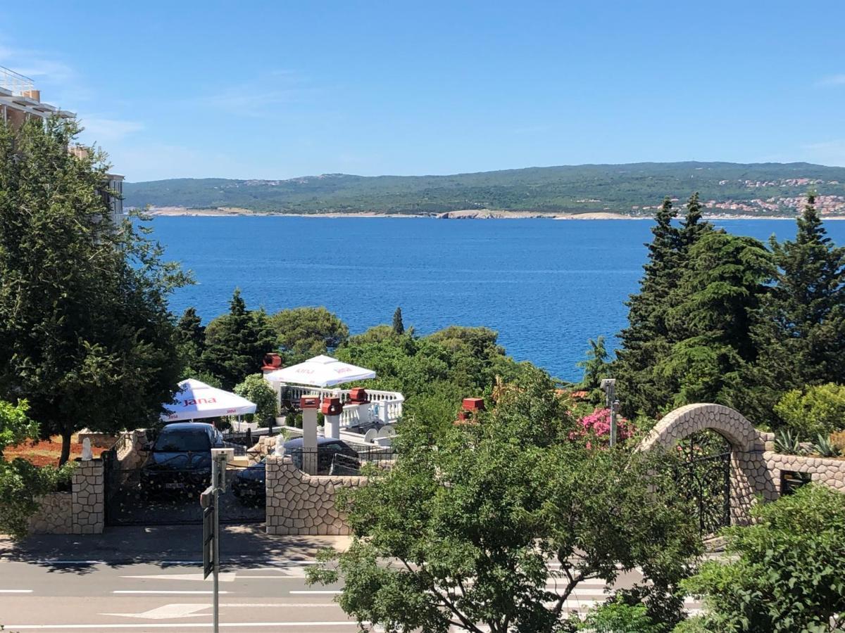 La Villa - Beach House & Rooms Crikvenica Bagian luar foto