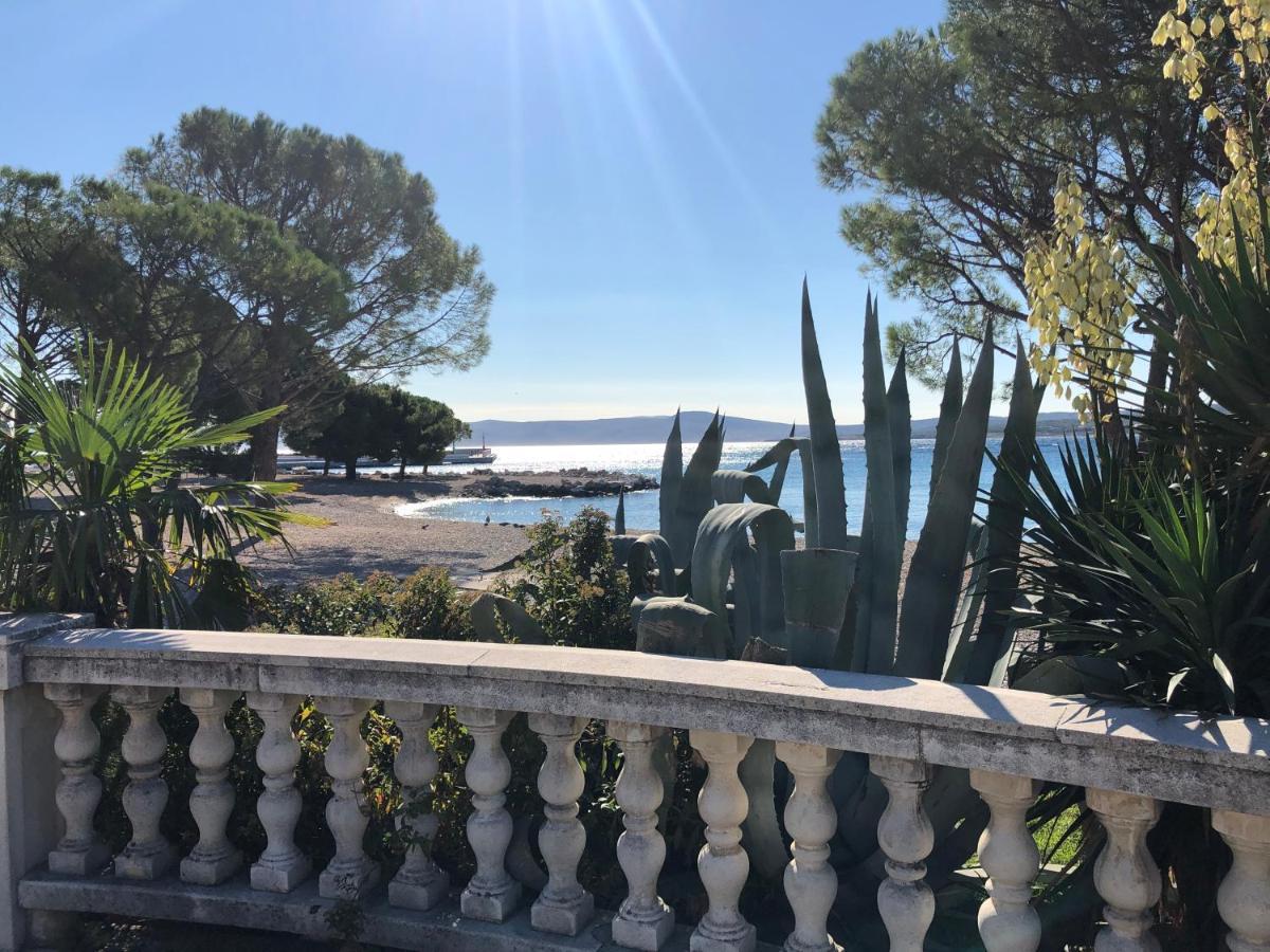 La Villa - Beach House & Rooms Crikvenica Bagian luar foto