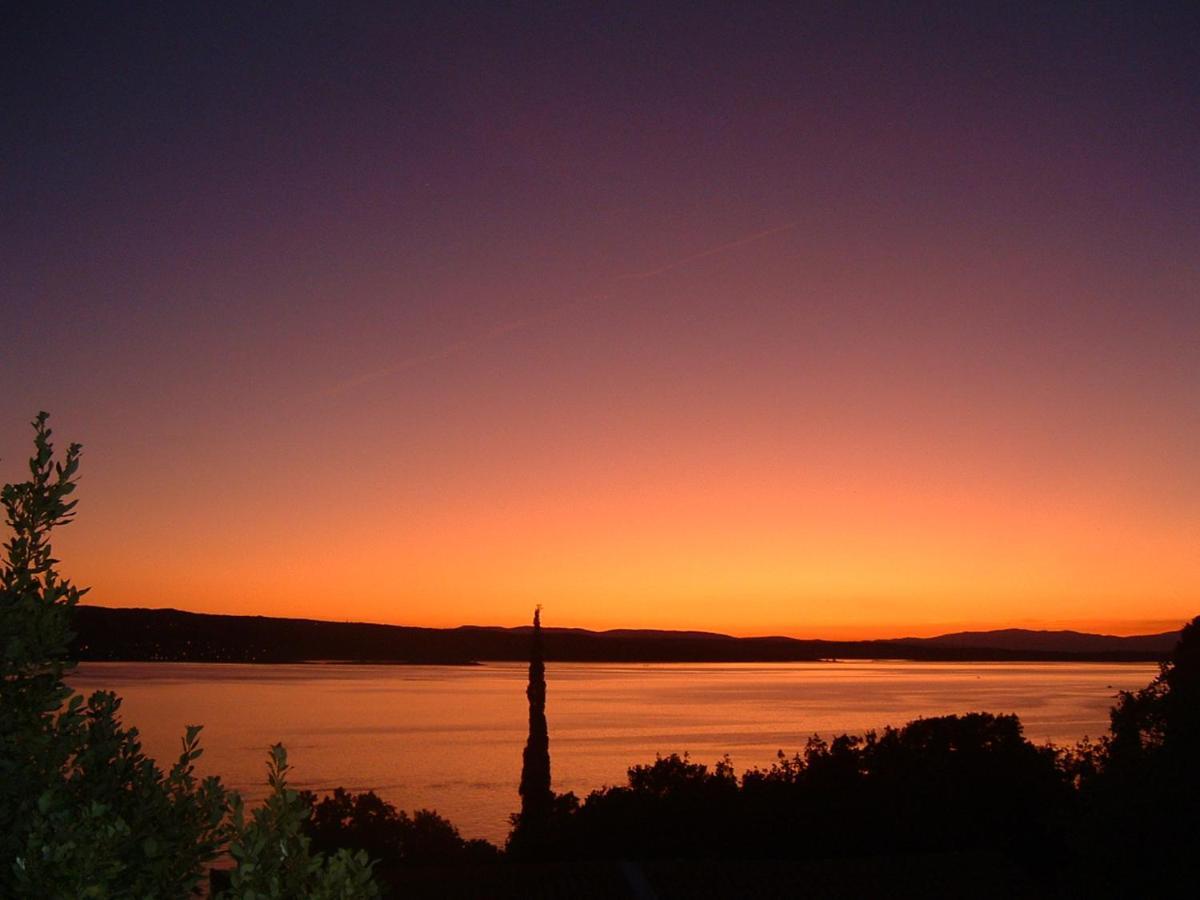 La Villa - Beach House & Rooms Crikvenica Bagian luar foto